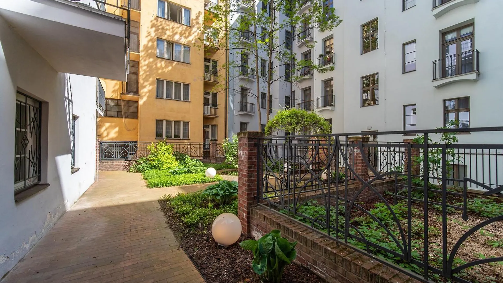 A Prague Apartments - Lesser Town 0*,